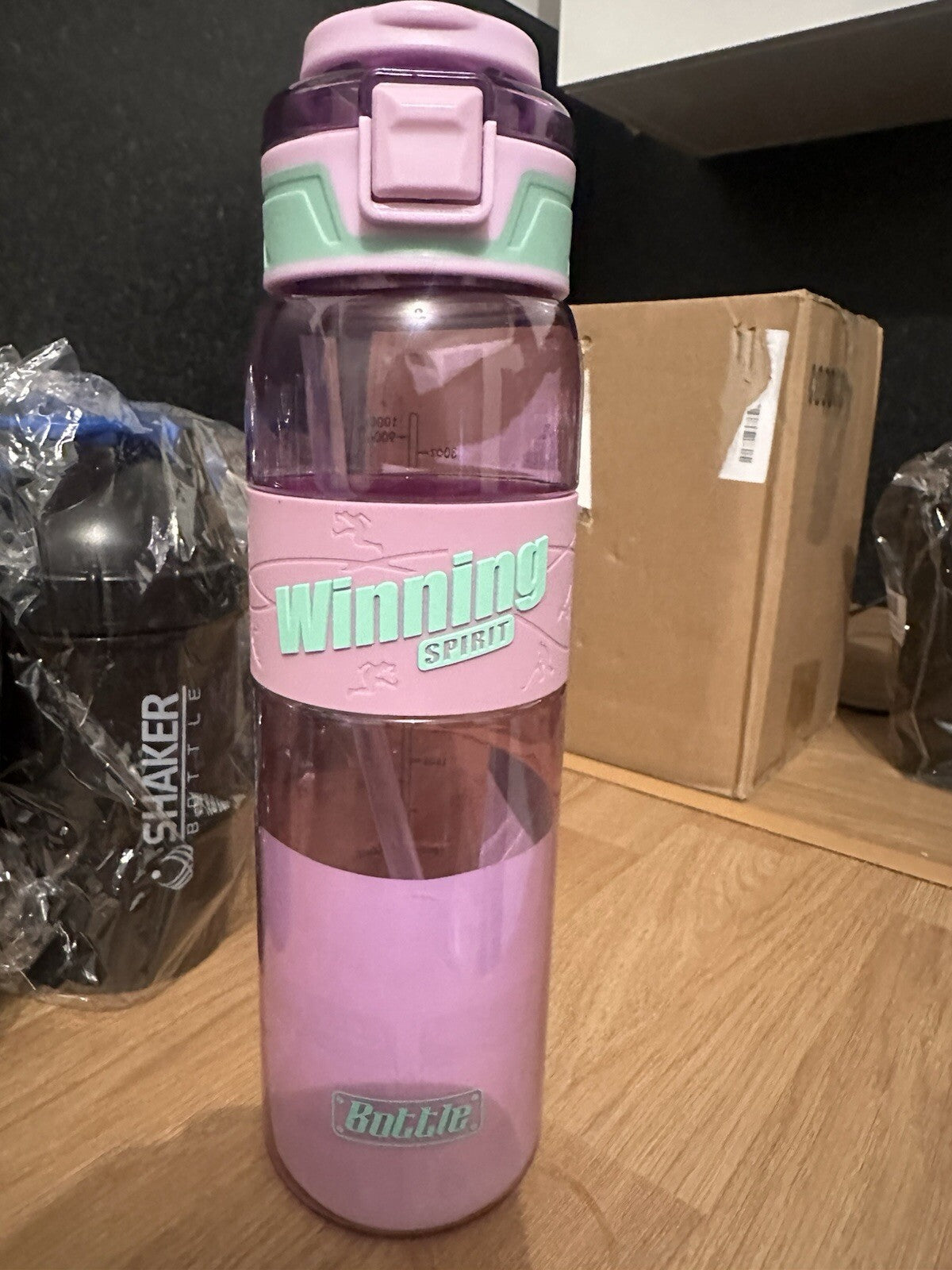 Sports 1 Litre Water Bottle 1000ml BPA Free Leak Proof Flip Lock Lid and straw