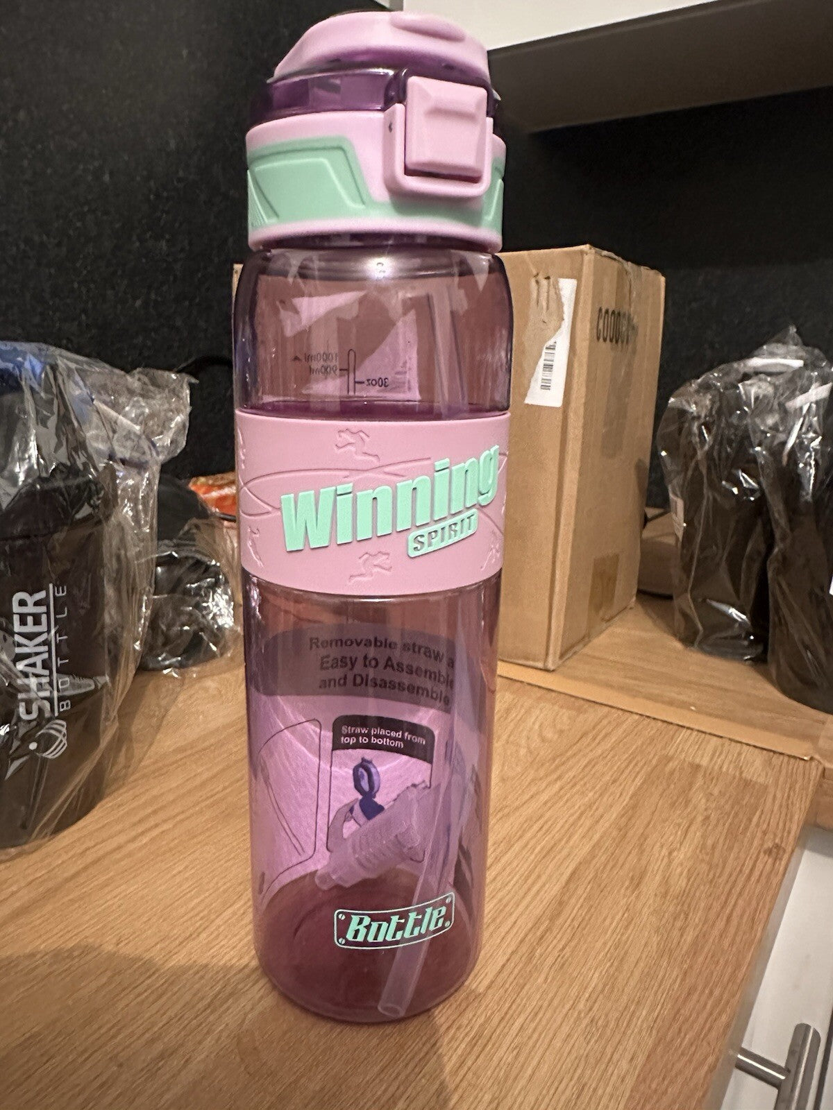 Sports 1 Litre Water Bottle 1000ml BPA Free Leak Proof Flip Lock Lid and straw