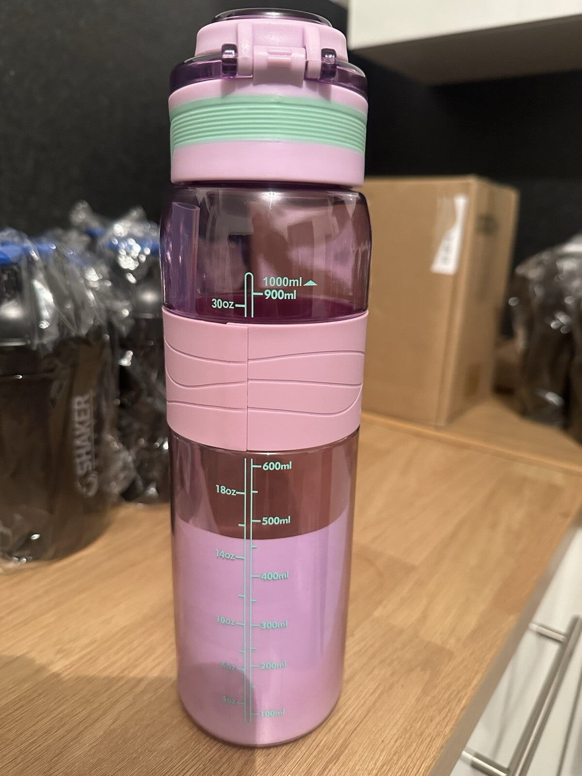 Sports 1 Litre Water Bottle 1000ml BPA Free Leak Proof Flip Lock Lid and straw
