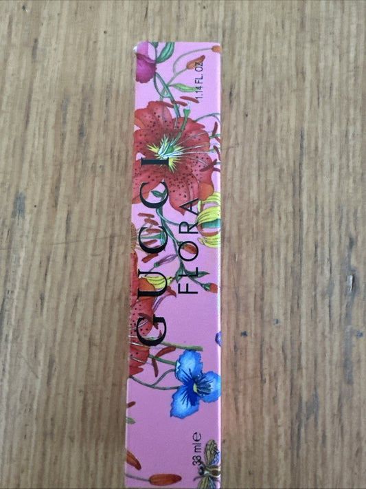 Genuine Gucci Flora Gorgeous Gardenia 1.5ml Eau De Parfum Brand New-FAST POSTAGE