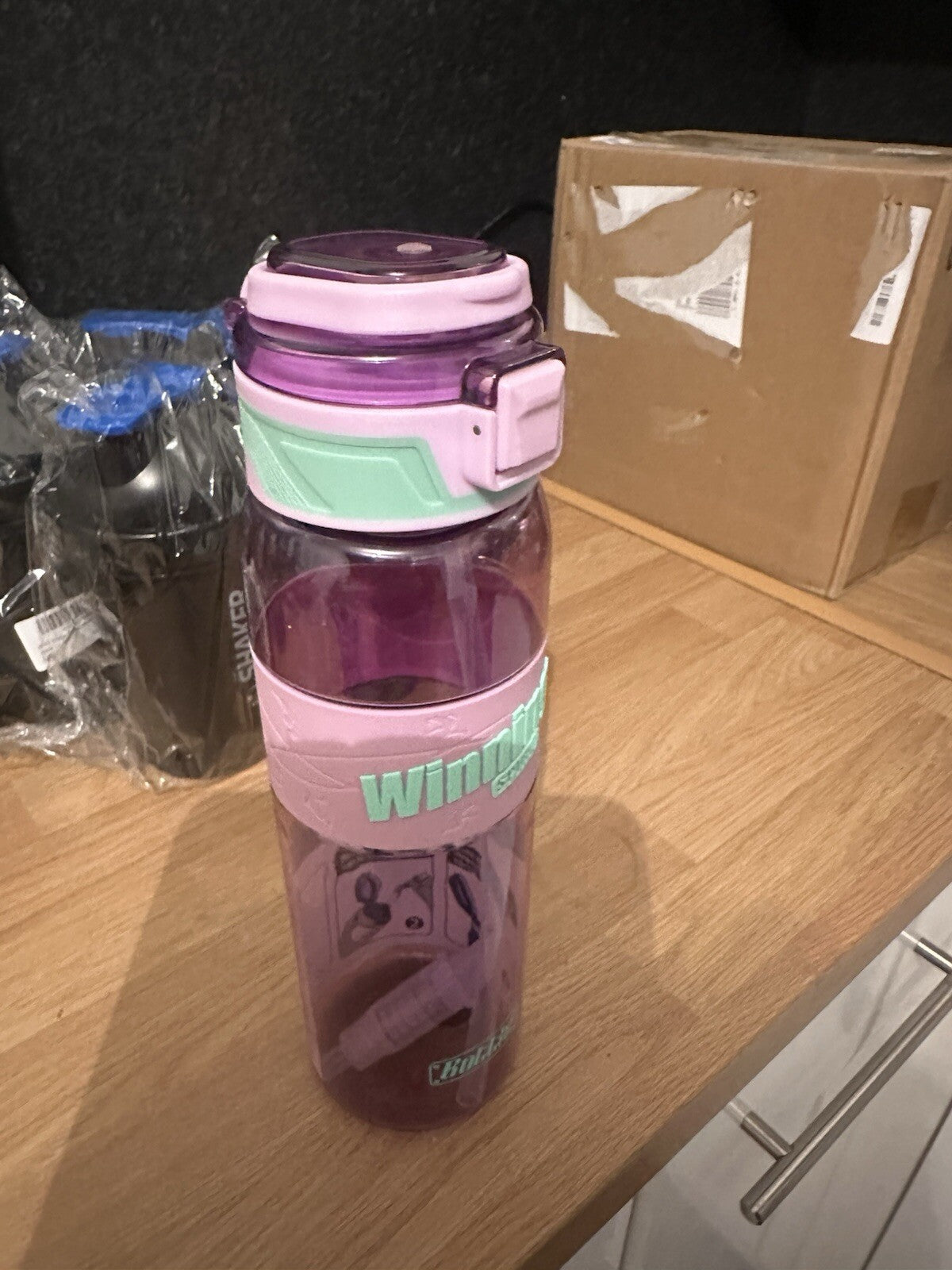 Sports 1 Litre Water Bottle 1000ml BPA Free Leak Proof Flip Lock Lid and straw