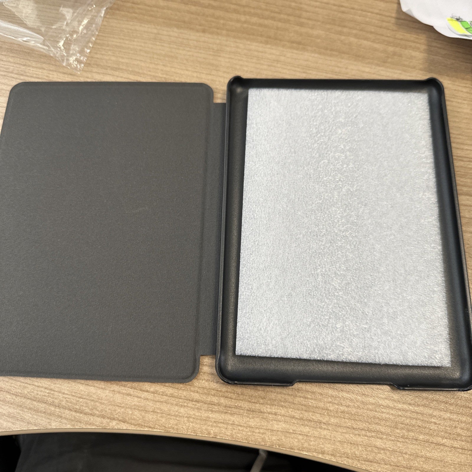 Amazon Kindle 6.8” 11th Gen 2021 COBAK Case Shockproof Smart Cover Flowers