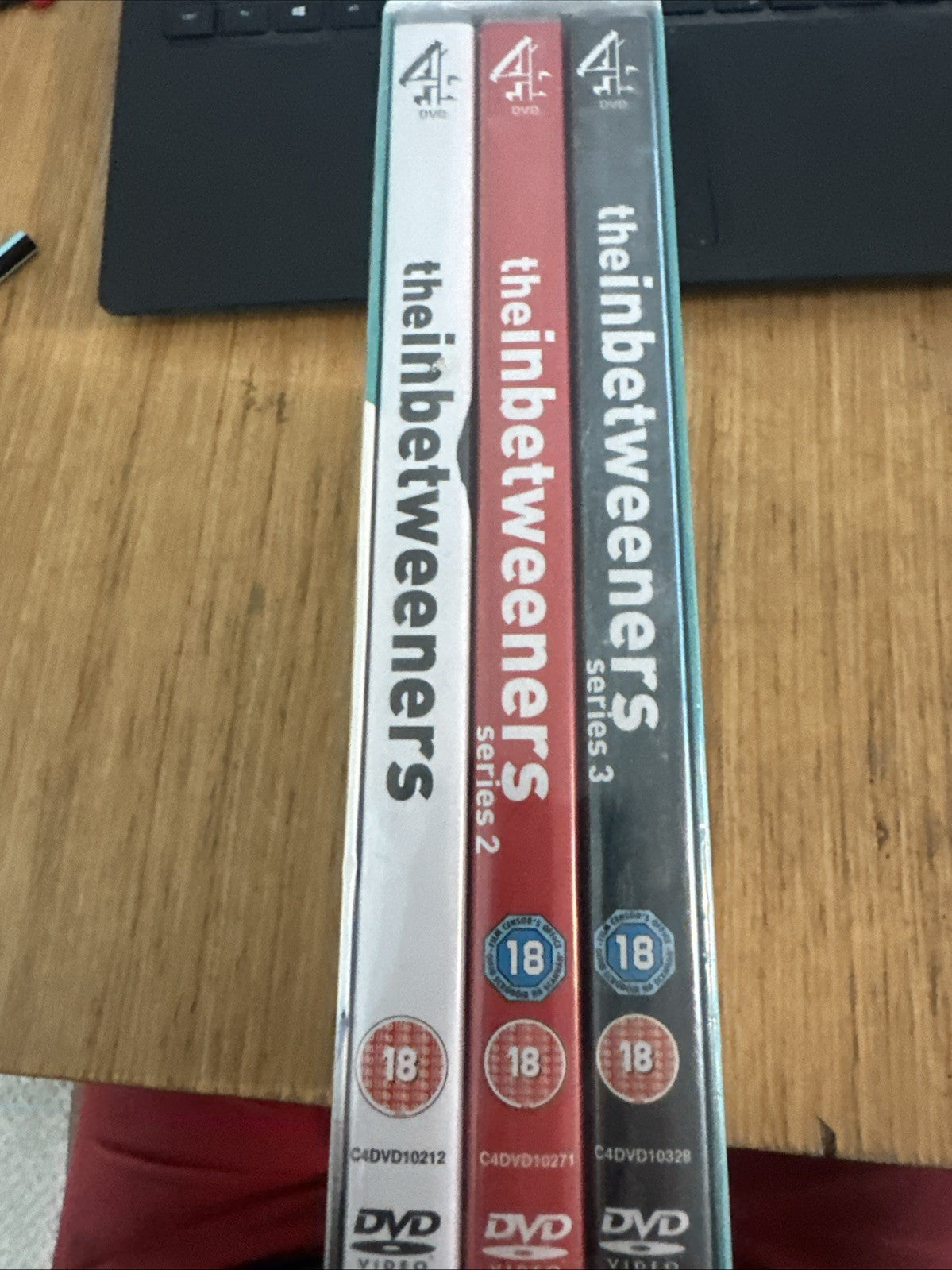 New & Factory Sealed Complete DVD Box Set The Inbetweeners Series 1-3 UK