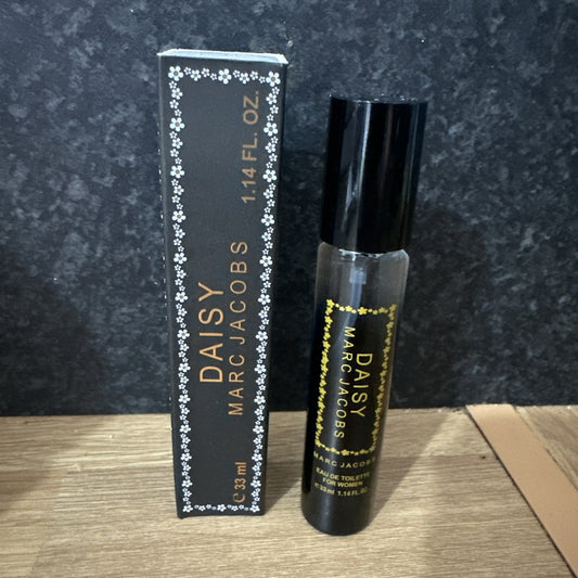 Daisy By Marc Jacobs Eau De Toilette Spary - 33ml  Travel Size