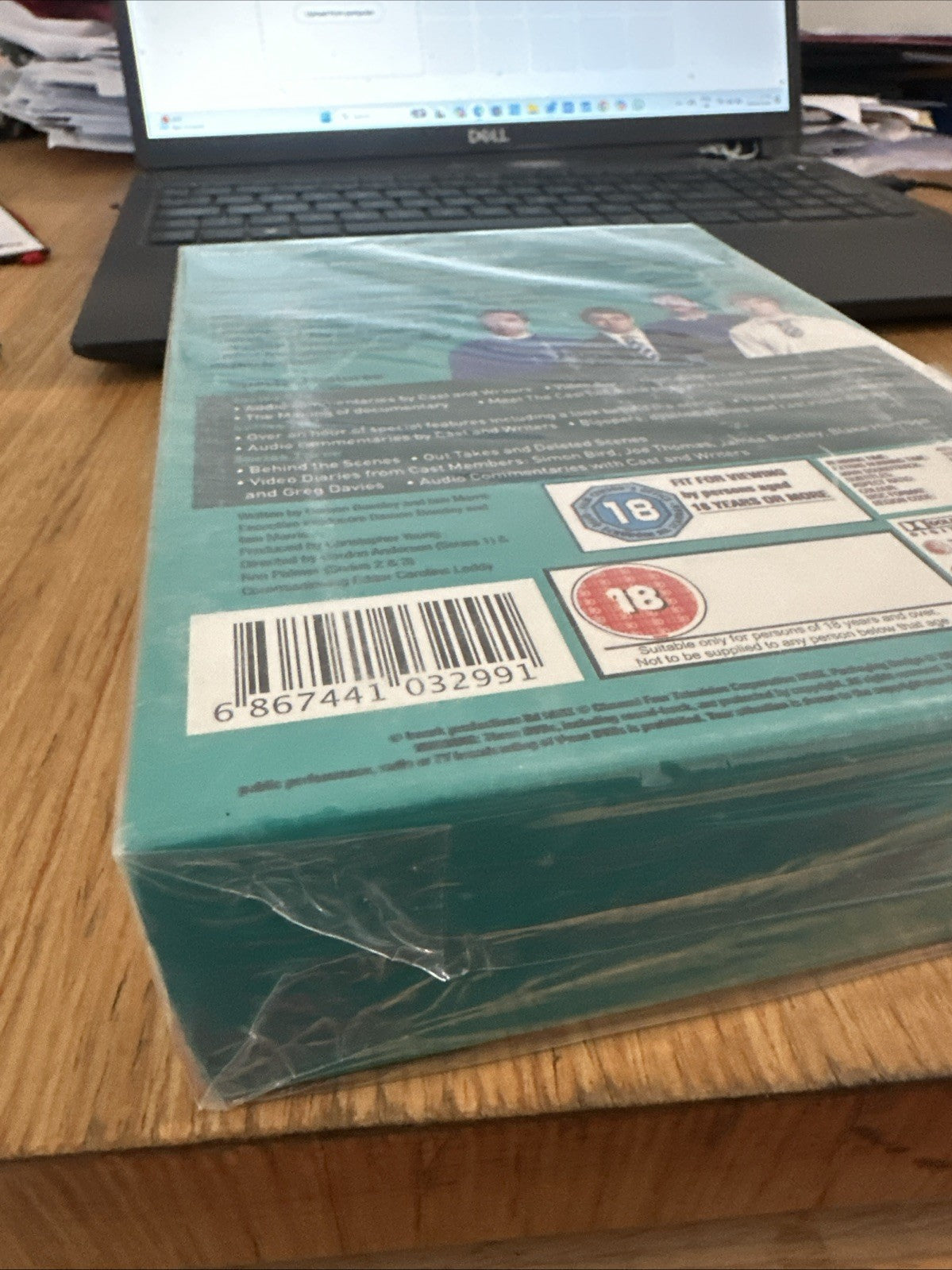 New & Factory Sealed Complete DVD Box Set The Inbetweeners Series 1-3 UK